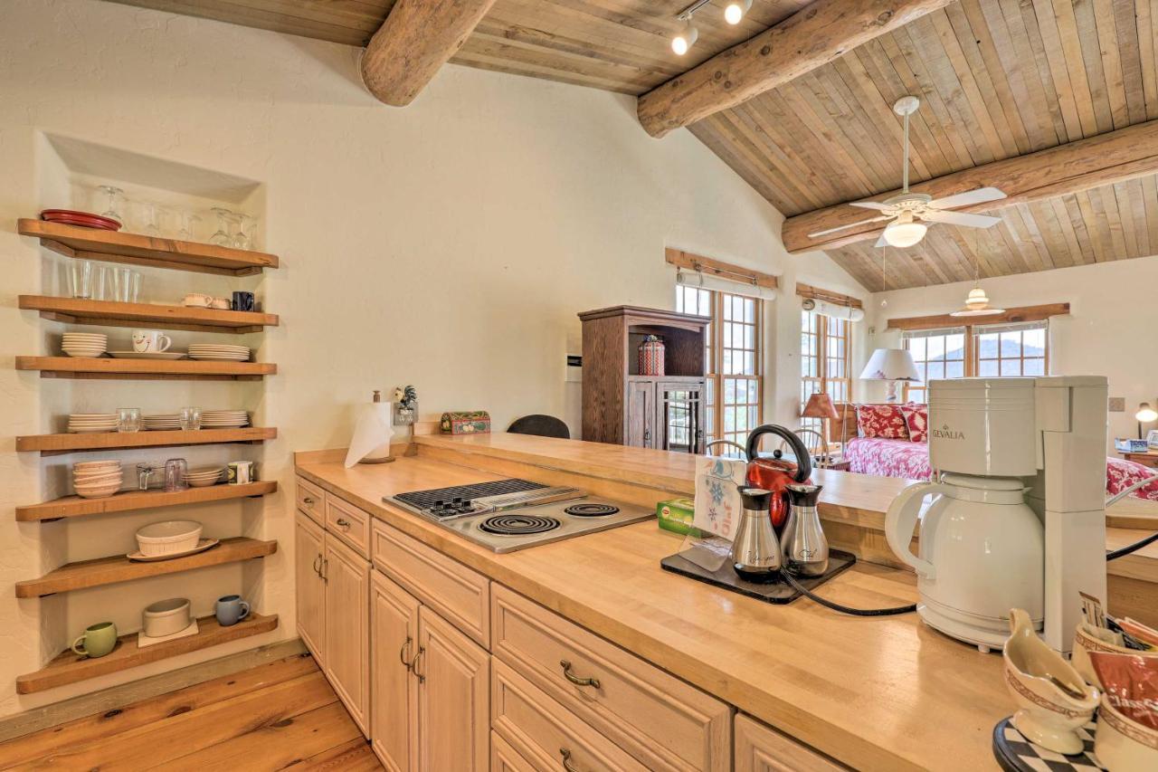 Bright Prescott Studio With Thumb Butte Views! 外观 照片