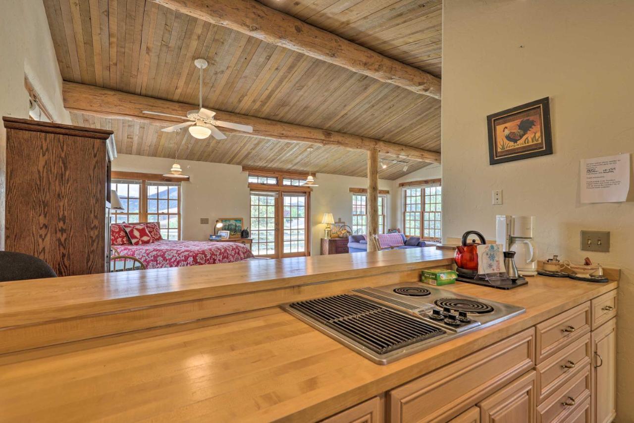 Bright Prescott Studio With Thumb Butte Views! 外观 照片