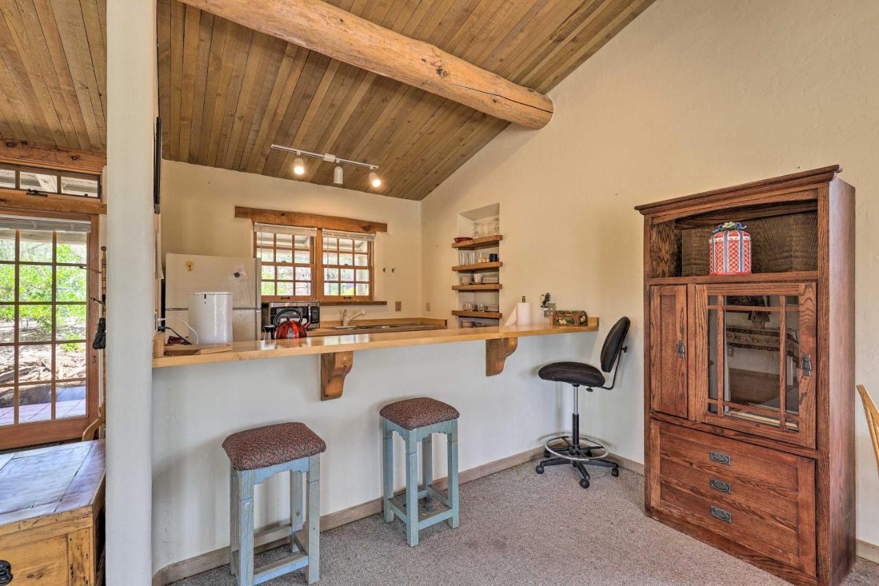 Bright Prescott Studio With Thumb Butte Views! 外观 照片